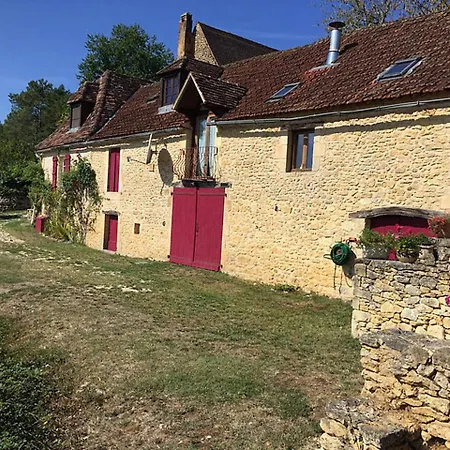 Beautiful 3-Bed House With Swimming Pool Alles-Sur-Dordogne
