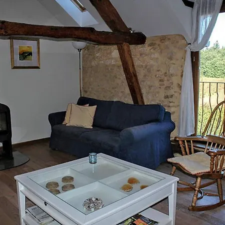 Prázdninový dům Beautiful 3-Bed House With Swimming Pool Alles-Sur-Dordogne